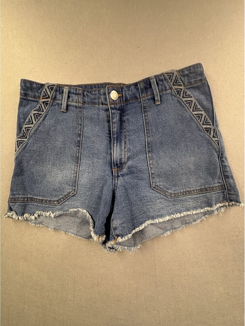 Knox Rose Womens Raw Hem Cut Off Denim Shorts Embroidered Accent Size‎ 10